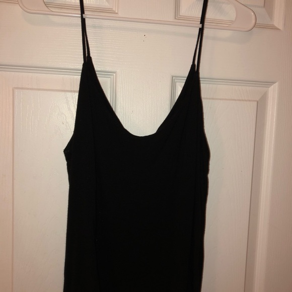Zip neck low cut tank! - Picture 3 of 3